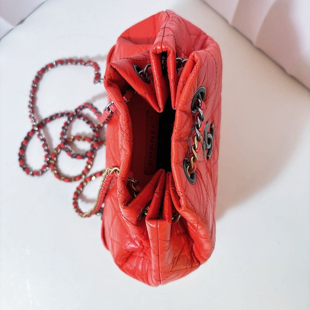 Chanel Red Quilted Leather Bucket Backpack - Picture 5 of 12